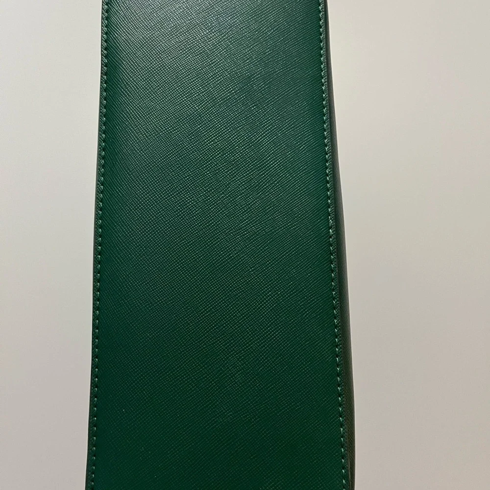 Kate Spade Deep Jade Saffiano Tote - Picture 4 of 5